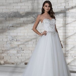 Pnina Tornai Love Collection Wedding Dress Style number 14681